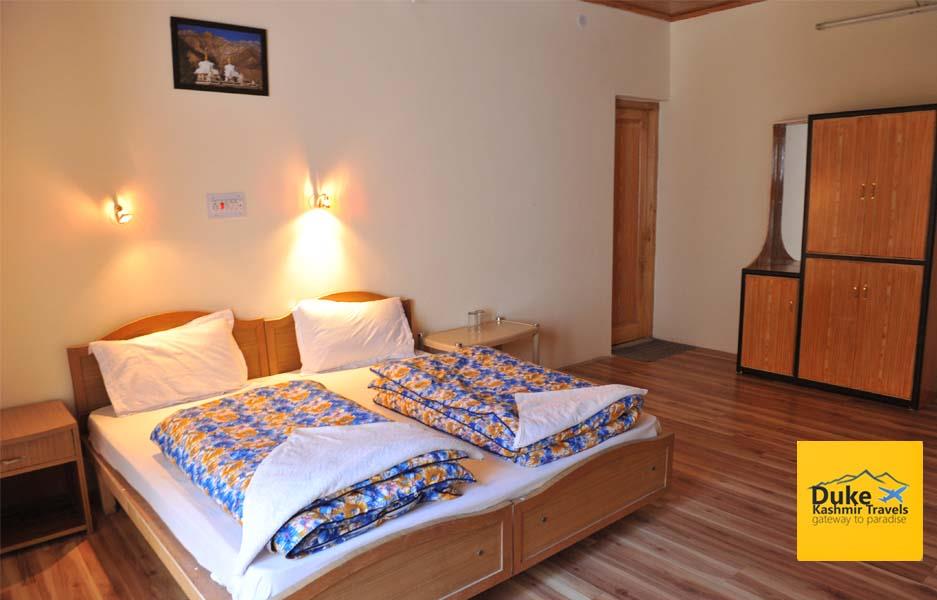 Hotel Snow Leopard