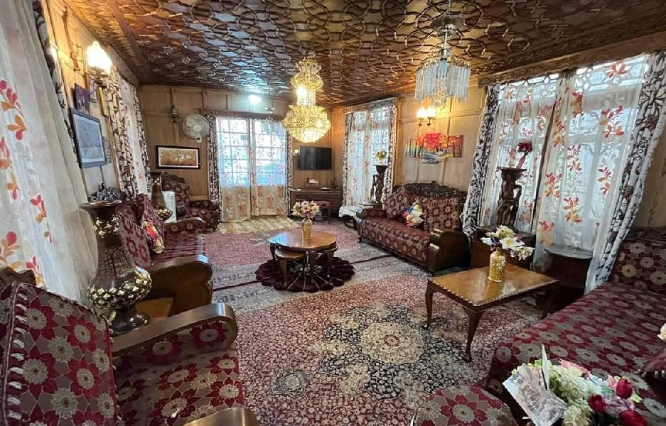 Young Shahzada Group Of House boats