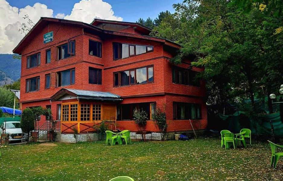 Royal Spring Pahalgam