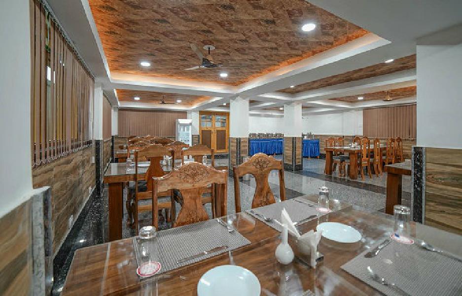Hotel GOLDEN SANDS Srinagar
