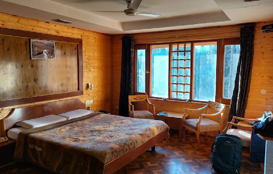 Hotel Fluorescence Gulmarg