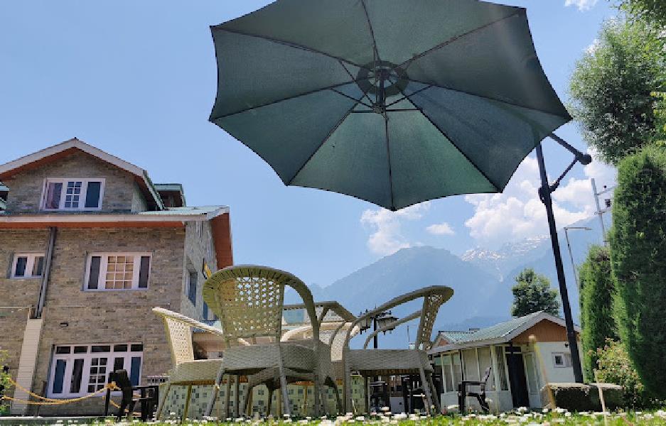 Hotel Outlook Pahalgam