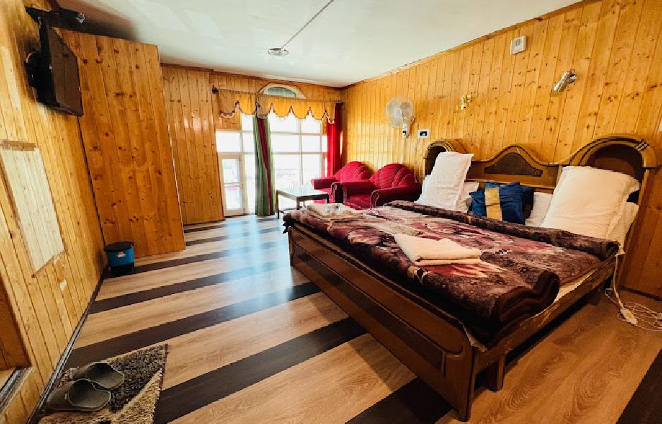 Hotel Glacier Heights Sonmarg
