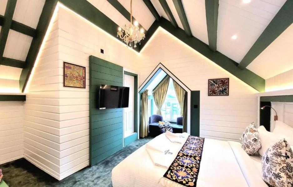 Green Rooms Resort Gulmarg