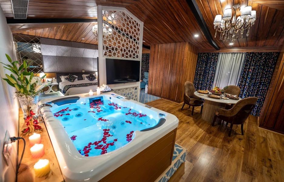 Hotel Snowland Srinagar