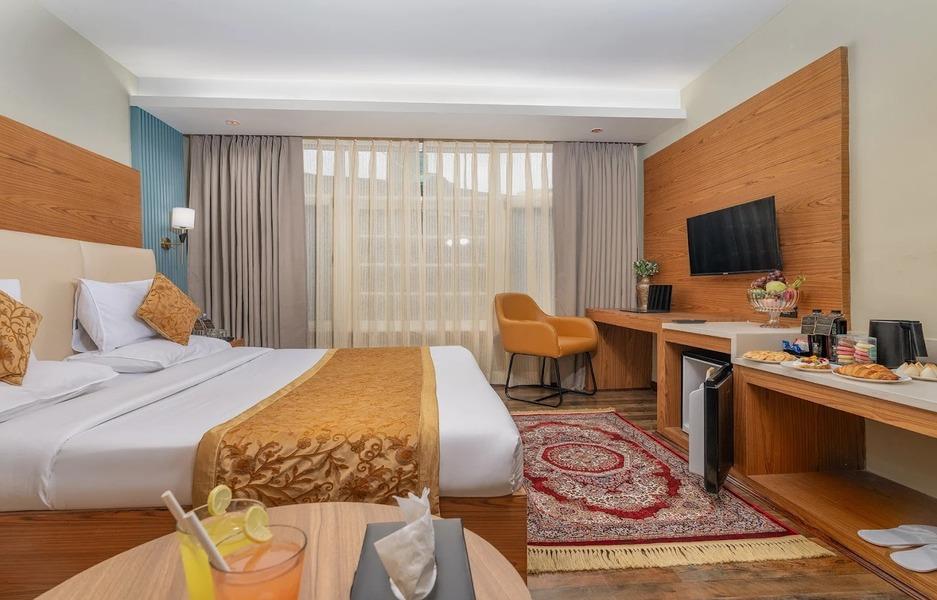 Hotel Sideeq Palace