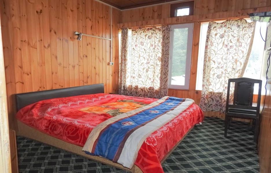 yemberzal gulmarg