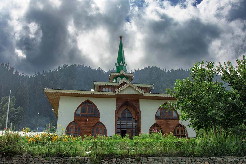 Baba Reshi Shrine